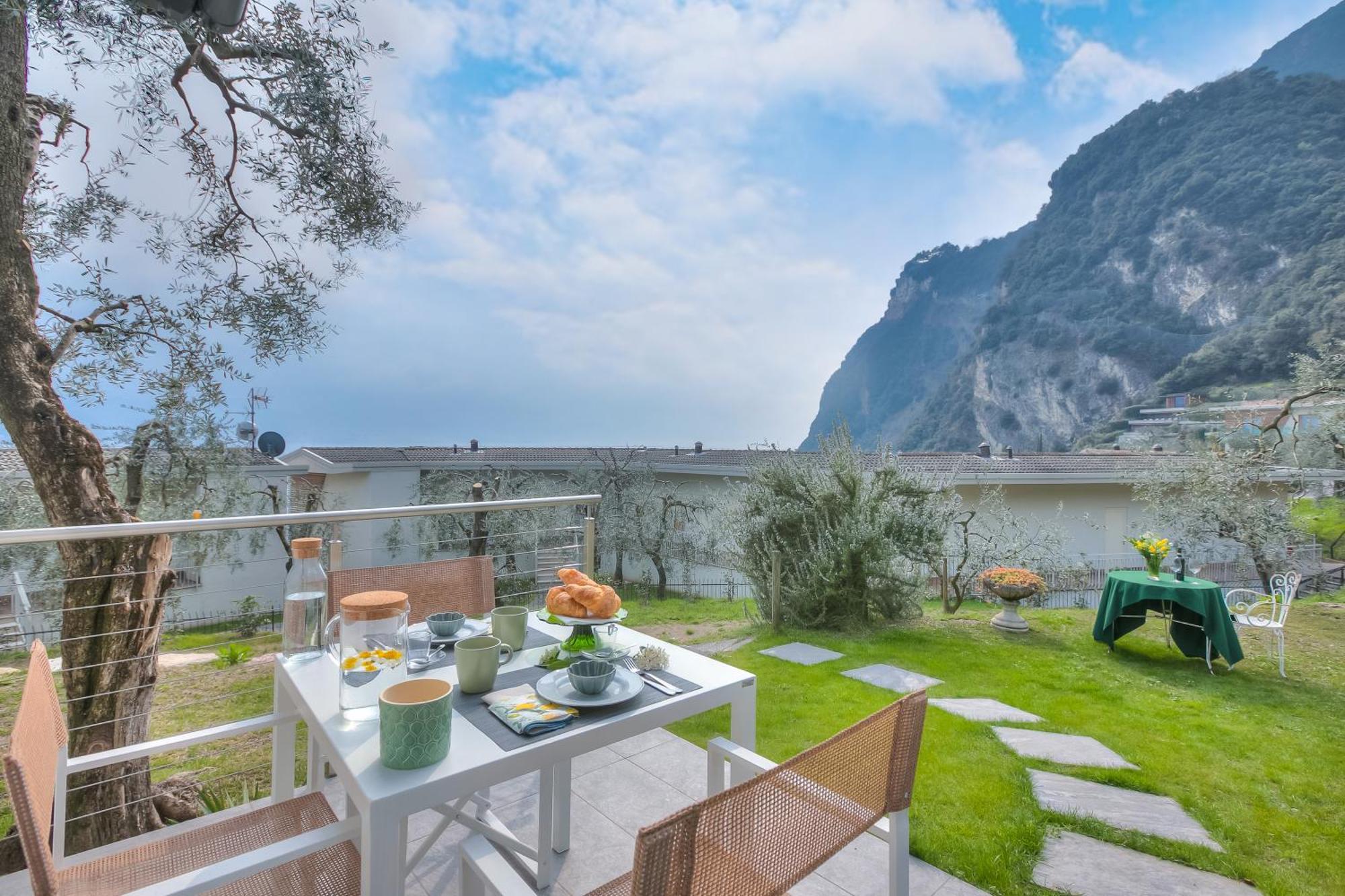 Relais Nanzello Garda Living 1 And 2 Limone sul Garda Exterior foto